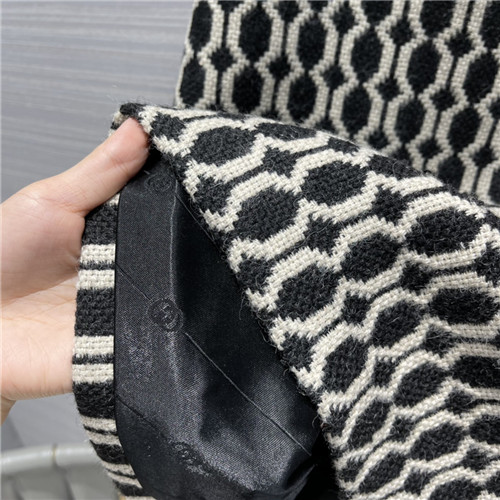 gucci wool tweed long skirt - Image 4