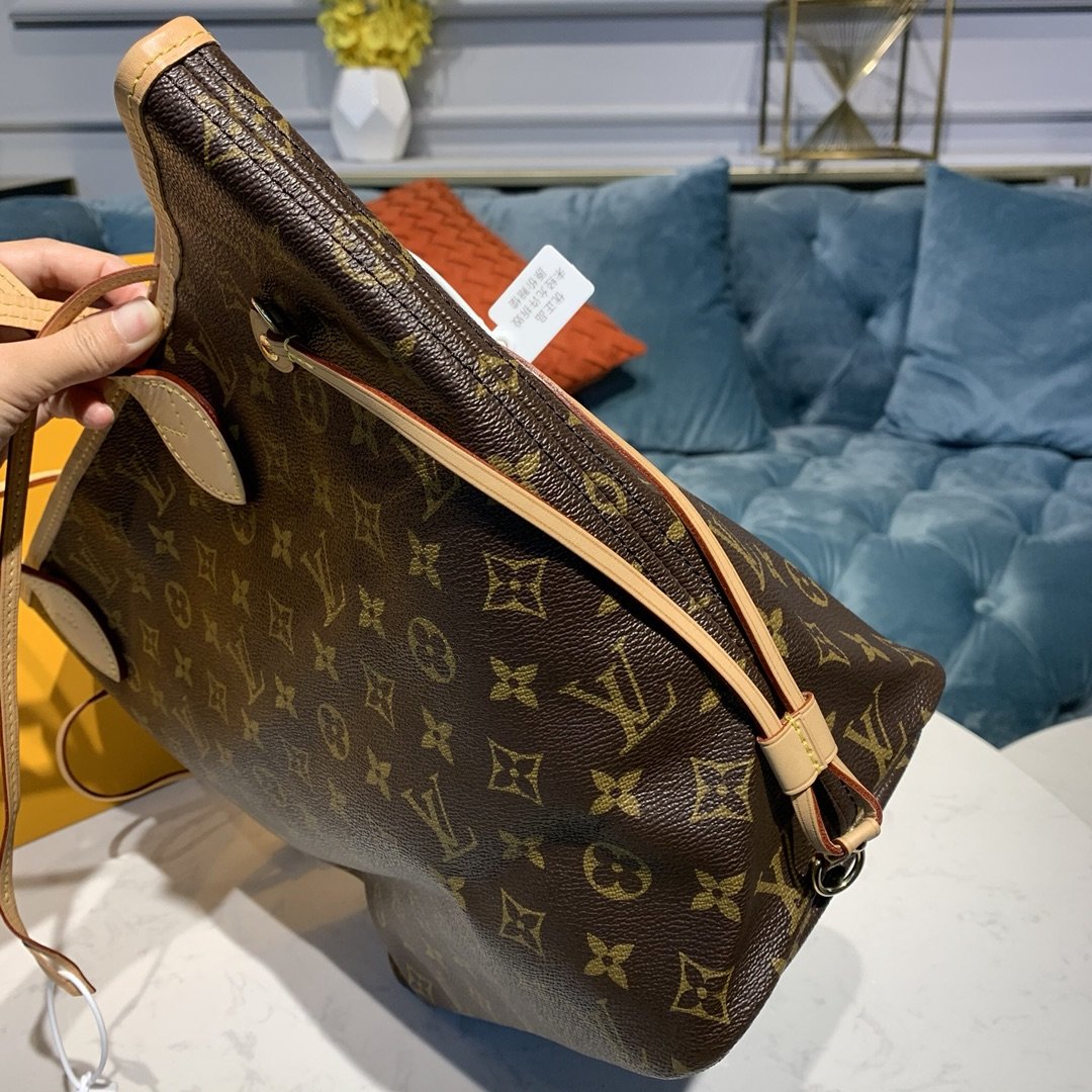 Louis Vuitton Neverfull GM Monogram Canvas - Image 6