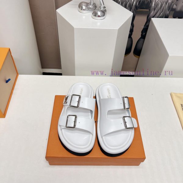 Top tierL * V Donkey 2024vs Summer Latest Wang Fried Sandals SeriesCouple belt buckle cooler2o9aqaaj
