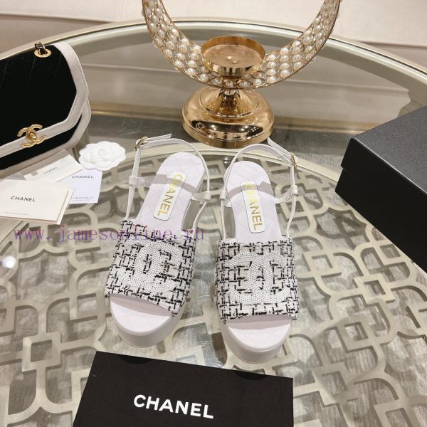 Chanel SS24 new arrival~Chanel classic wedge sandals with classic colors for spring and summnnxoc8wg