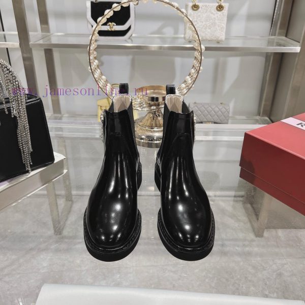 The RV autumn and winter new models have explosive foot feel, and this time they focus on cov9596n33