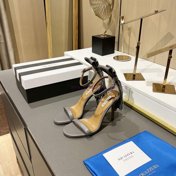 Aquazzura2023Customized tassel high-heeled sandals in Paris showcase, instantly surpassing o2nkib8lz