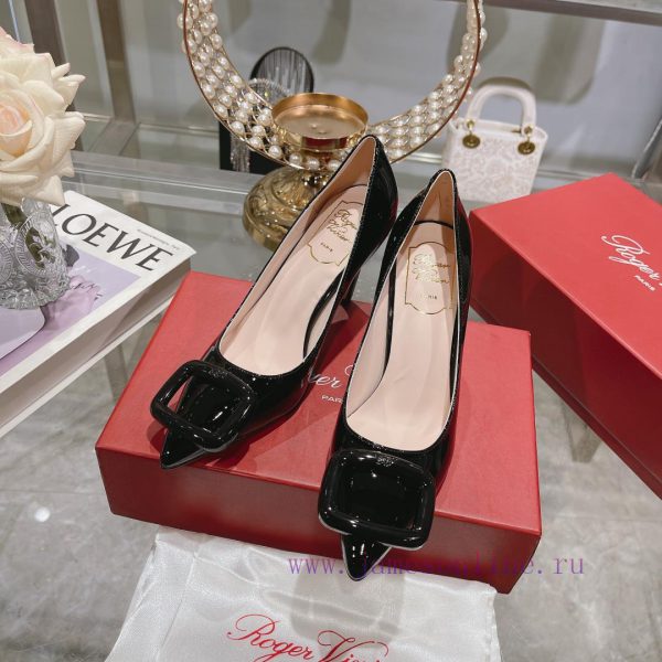 23Ss new RV baked paint square buckle single shoes high heels/low heelsInspired by the Bellevhav8bzg