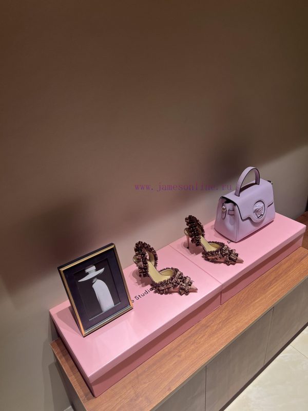 The mostCrystal Lace Lace High Heel SandalsExquisite princess shoes, none of themThere is ne5ccix7b7