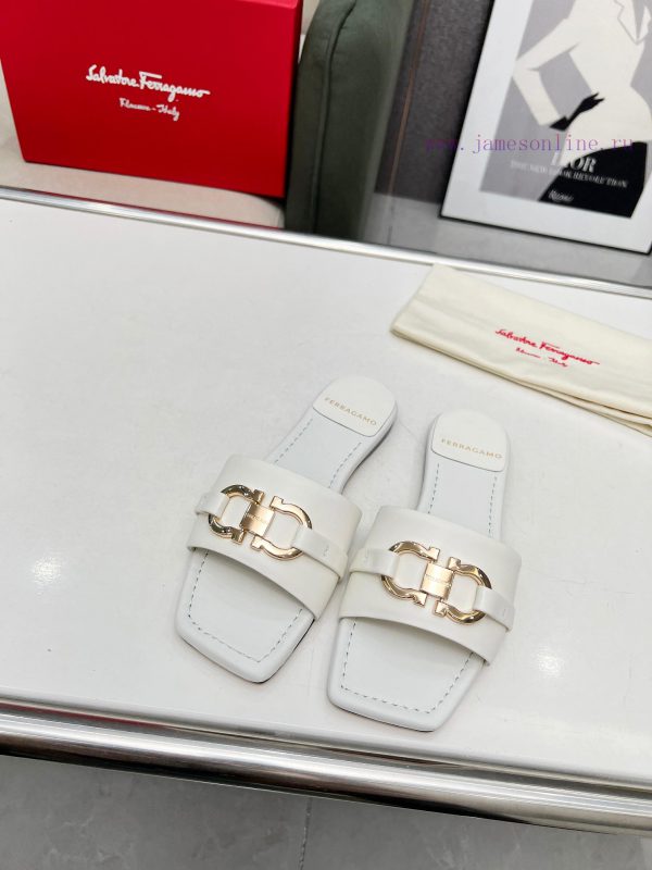 The 2024 non Lagamu new slippers are making a big splash. The original version has beautiful25gqzkb4