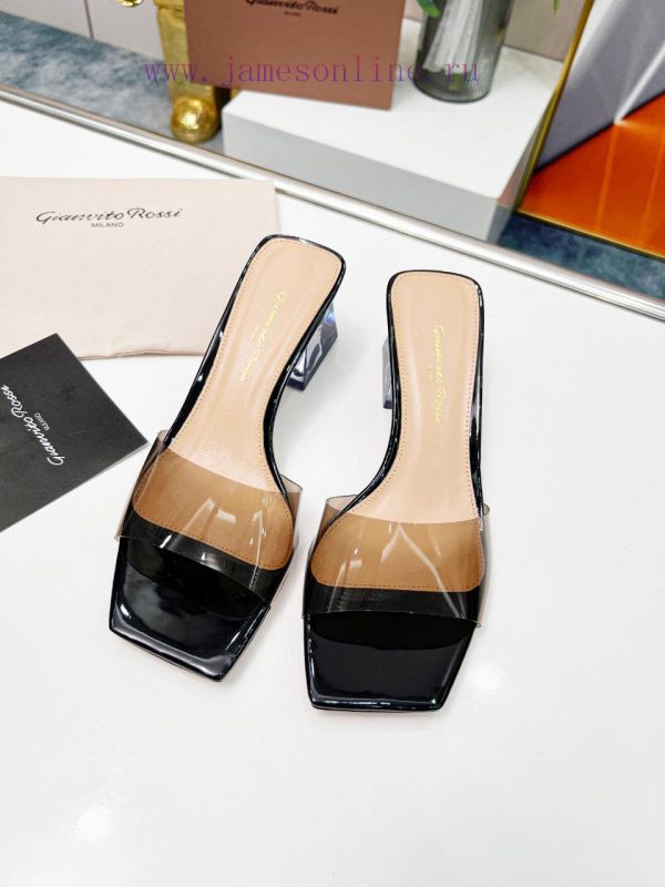 ???????? ?????Gian VitorossiGianvito rossi                         The brand's iconic contrajaw68xp5