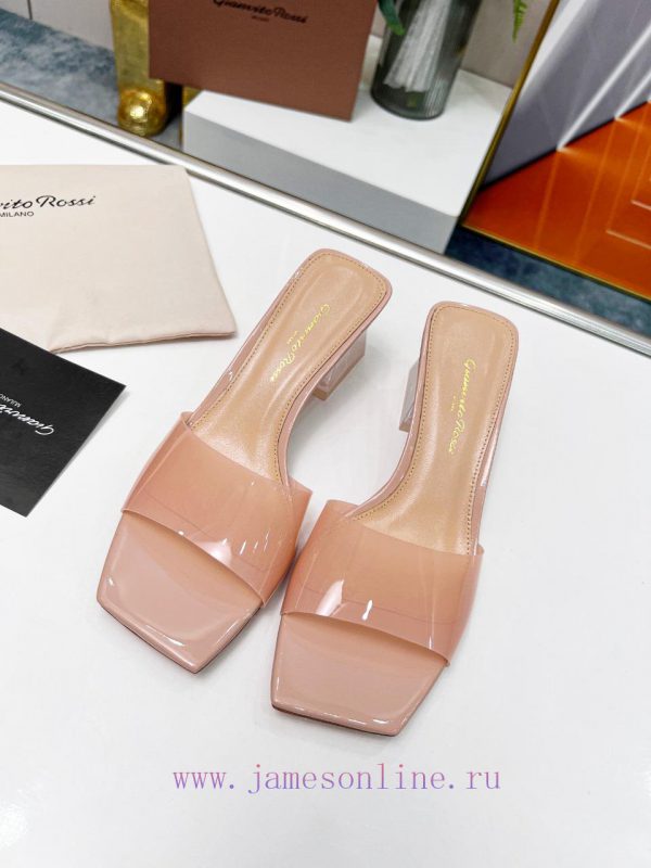 ???????? ?????Gian VitorossiGianvito rossi                         The brand's iconic contraqspw2v7i