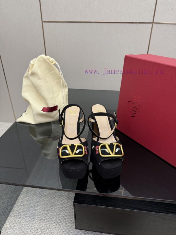 παντοφλες χειμωνιατικες μποτακι | GUCCI2025 Latest Water Platform SandalsThis Women's Open Toed Sandal Showcases Brand Heritage A o7r5v36w | κελ μποτακια φθηνα