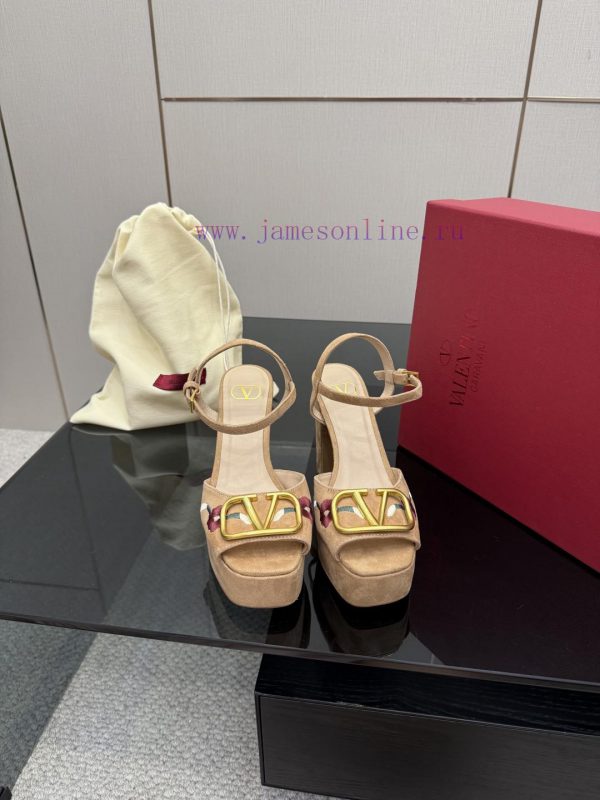 πεδιλα καρμπον | GUCCI2025 Latest Water Platform SandalsThis Women's Open Toed Sandal Showcases Brand Heritage A ns8023r3 | παιδικες δερματινες παντοφλες