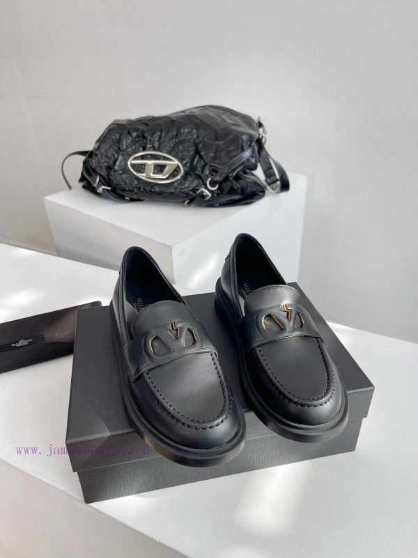 tamaris καφε μποτακια | 🫰Valentino Spring 2024 New Collection - Le Fu Shoes Newly ReleasedValentino Garavani's Classic mqlc6xhl | all star παιδικα παπουτσια 2016