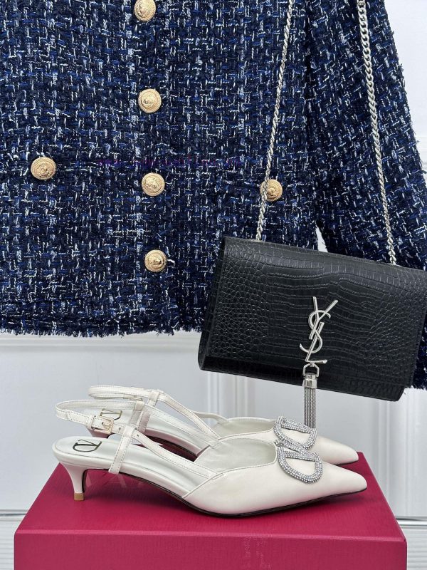 εσπαντριγιες πεδιλα | SandalsValentino | Valentino Classic VBuckle Up High-heeled Sandals ️Classic V-buckle Element D cno9ljjx | gnvmes για μποτακια ασφαλειασ