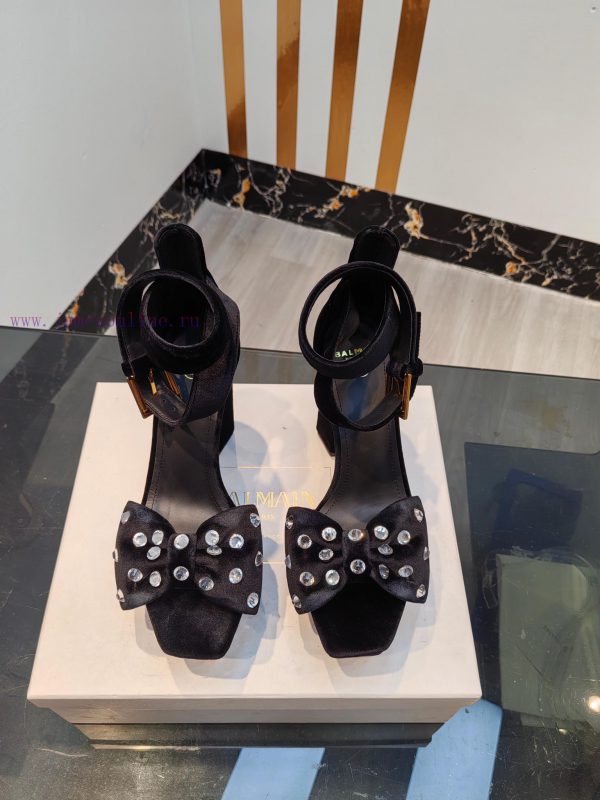 γαλαζιο φορεμα με τι χρωμα παπουτσια | Out 𝘽𝙖𝙡 * 𝙖𝙞𝙣 Balman 2024 Spring/Summer Fashion Show Original Korean Velvet Diamond High Heel S hv2wsx2b | clarks γυναικειες μποτες αδιαβροχες