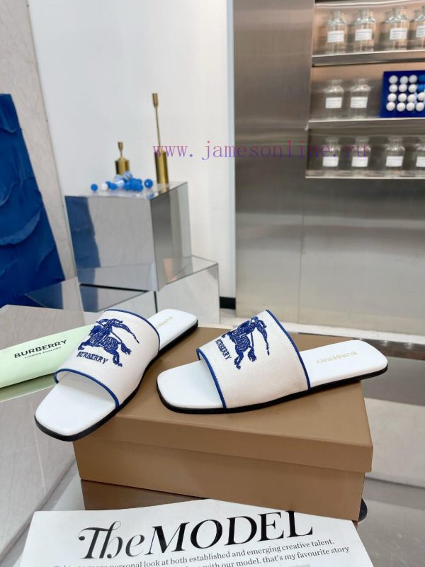 μποτακια ugg καλογηρου | New Product Launch ️ Burberry Thick Heels And Flat Slippers Channel Goods Vulcanized One Step S wy9t3mw6 | γαλοτσες dunlop τιμη χονδρικη