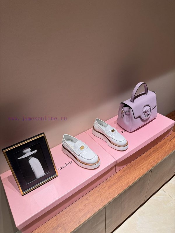 xti μποτακια bike | The MostMiuMiu Miu Miu 24 Spring/Summer Fashion Style Coin Le Fu ShoesThe Miu Miu Style Is Also 5n4p6bt7 | εφηβικα μποτακια μουγερ