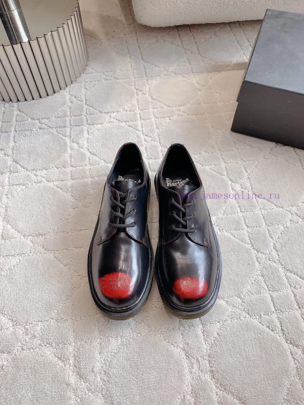 εσπαντριγιες τακουνι | Same Gender DesignDr. Martens' Classic Vintage Martin Shoes Have A Punk Style Design That Is Bo long7han | adidas παπουτσια πατησιων