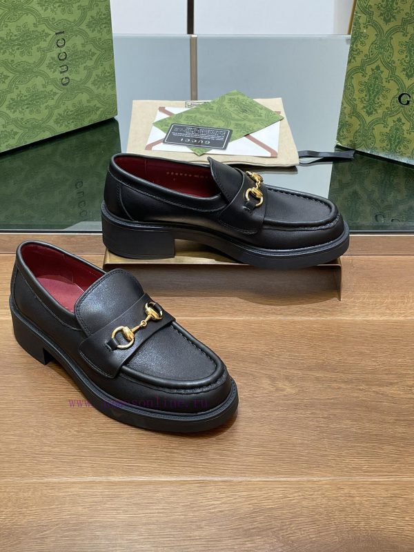 διπατη σολα παντοφλα | 2024 Autumn/Winter Latest GUCCI Groove Pattern Little Bee Bottom Horse Carried Buckle Thick Bot izd7fkob | παπουτσια αθλητικα admiral