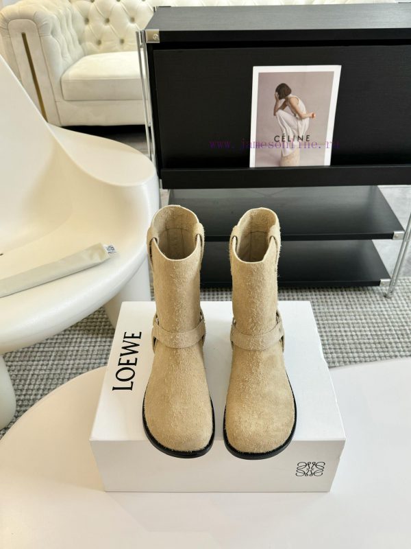 γυναικείες μποτες για χιόνια με γούνα | LOEWE Loewe 24ss Autumn And Winter New Style Square Heel Thick Soled Women's Boots Foot Pedalin ozovoy6n | παπουτσια clipart