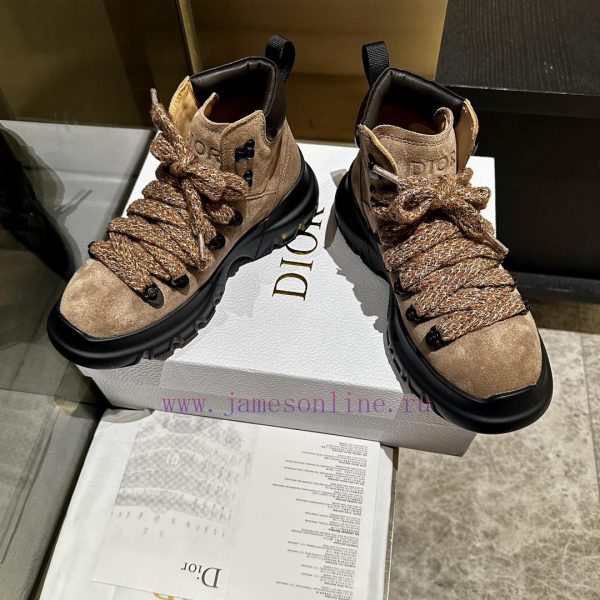 doca παπουτσια μποτακια | The New C 'est Dior Sneakers From The Dior 2024 Series Showcase A Striking And Fashionable Styl d6okchjw | brand store παπουτσια