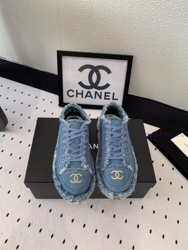 παντόφλες για κορίτσια με σχεδιο χ | Chanel's New Fringed Canvas Shoes Are Top-notch And Can Add Fashionable Temperament To Various 8wzmuxz4 | adams shoes γυναικεια μποτακια