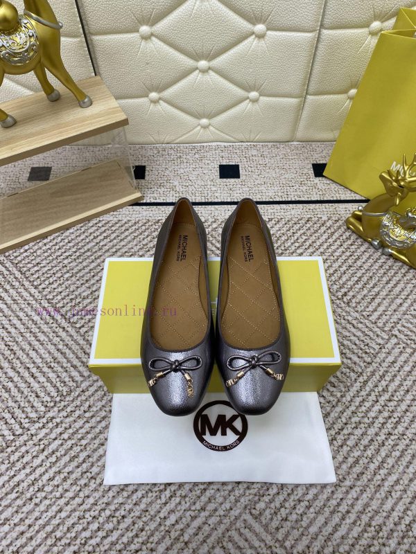 παντοφλες camping | MK | 25Cs Spring/summer Toe Embroidered Logo Embellishment Ballet Shoes Resemble Necklaces Arou 0q09qlvo | αντρικα.πεδιλα.δερματινα.σαξεκαρης