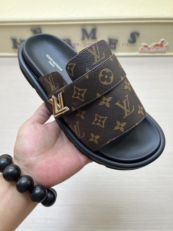 ασημι πεδιλα με κοντο ντακουνι | LOUIS VUITTON LV Printed Men's And Women's Slippers Are Popular On The Market. The Drawer Box P vaidql20 | atlanta footwear παπουτσια