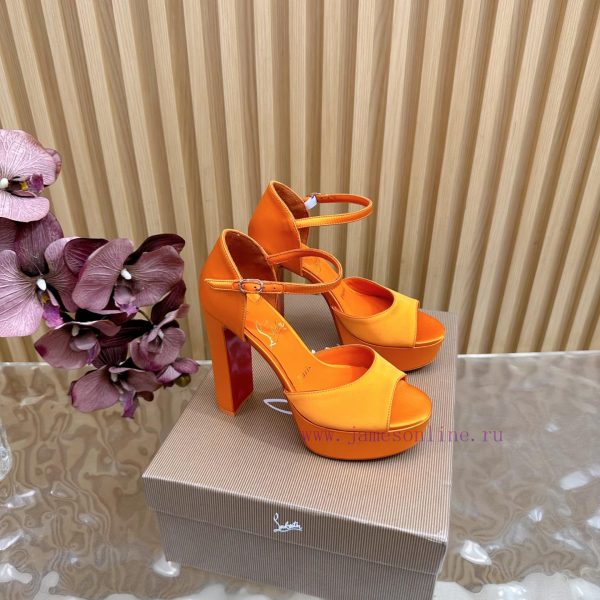 πεδιλα χρυσα με τακούνι | Top Of The Line Christian Louboutin | 2025 𝐒 Original Production Heavy Industry CL New Show Hig dv0bsl00 | ονειροκρίτης παπούτσια πέδιλα σαγιονάρες κεκοιμημένου