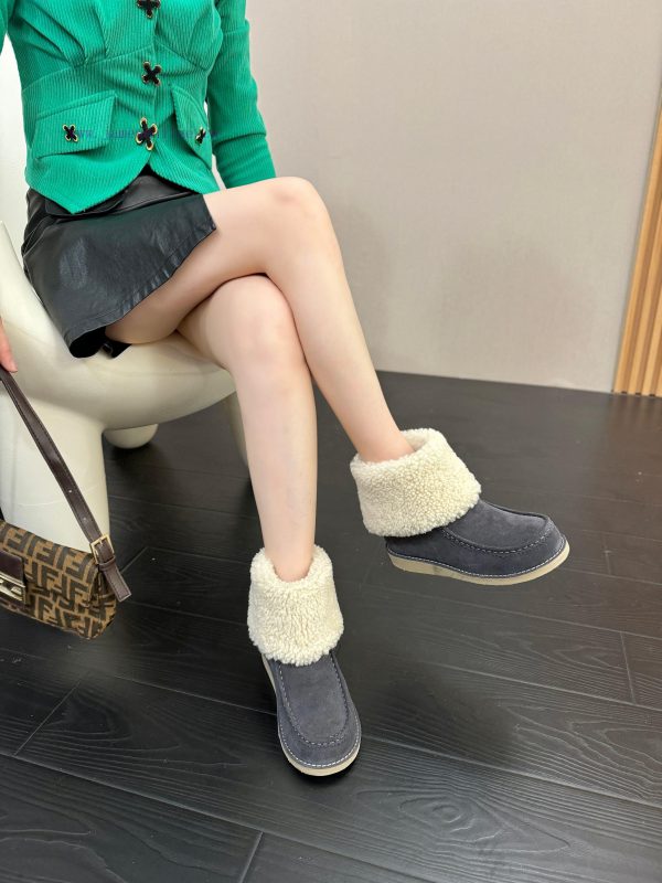 αντρικα μποτακια καισαριανη | Chloe's New Snow Boots Are Launched Simultaneously With Multiple Colors Available. The Fabric I icmsx2t2 | μποτες ταμπα με τακουνι καστορινες