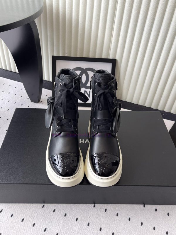 θηκες για μποτες τζαμπο | CHANEL 2025s Autumn And Winter Series Thick Soled High Short Boots With High And Short Legs Mad 0kht3dja | ideal shoes μποτακια