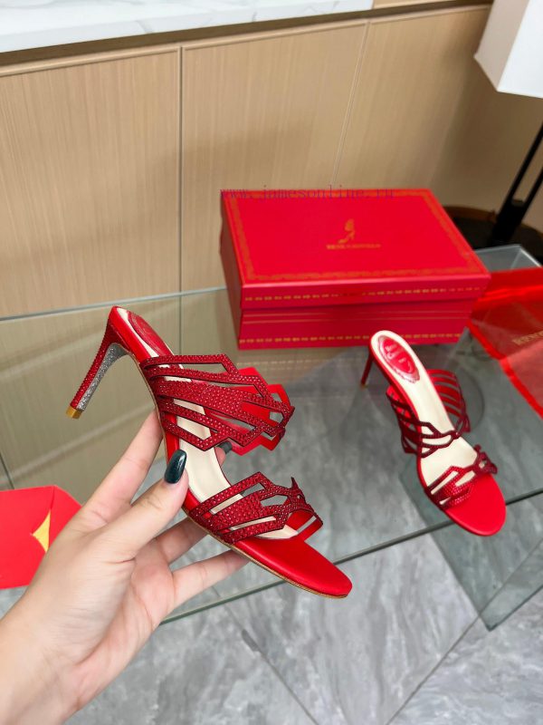 τσουκαλασ παπουτσια αγρινιο | Rene Caovella - RC High Heel Rear Air Scooter Heavy Industry RC Crystal Diamond CRYSTA Series F 7vd1s653 | η στιγμή της έκρηξης σε φέρι-μποτ γεμάτο με τουρίστες βιντεο