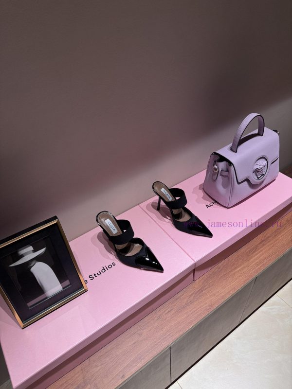 θεσσαλονικη παντοφλεσ | The MostThe Latest Popular Product On Xiaohongshu Is Trending In 2024 ◼️ AlAIA ◼️ Love | High H fcec52db | myoral μποτάκια βρεφικά