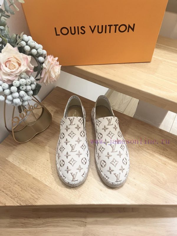 πεδιλα μεγαλης ηλικιας | Women's And Men's 300Brand Louis VuittonLOUIS VUITTON Men's And Women's Business Casual Shoes1A p2eiviic | θαλασσι γοβες με μεταλλικο τακουνι