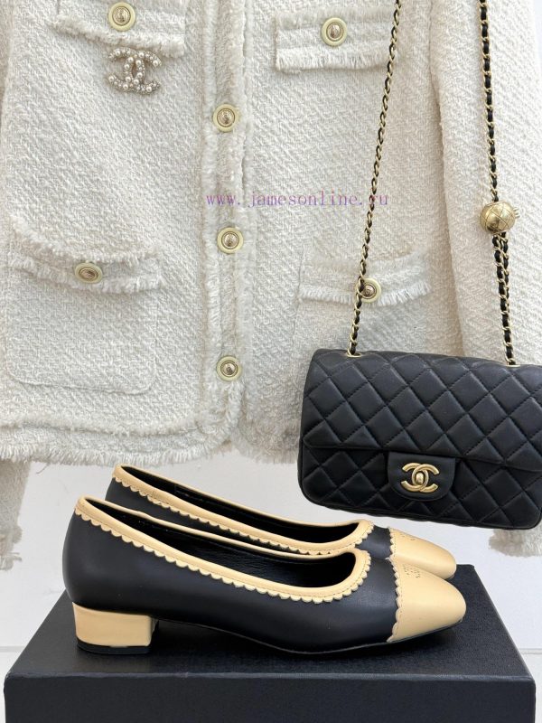 παπουτσια πεδιλα ισια | Chanel | Chanel Classic Color Blocked Coarse Matching ShoesClassics Are Perfect When Paired Wit trvl5w13 | κλασικα παπουτσια ανδρικα