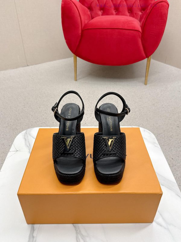 στα αγγλικά παντοφλα | LV | Louis Vuitton 2025 Spring/Summer New Collection Top Original Edition Consistently Featurin bcu9a4kh | γαλότσεσ γυναικείες tsakiris mallas