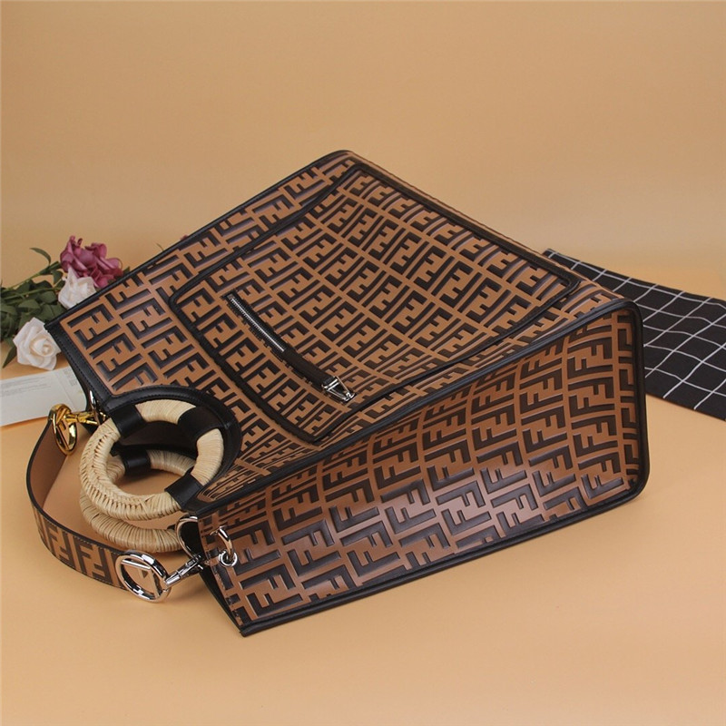 fendi runaway shopping bag brown - Image 4
