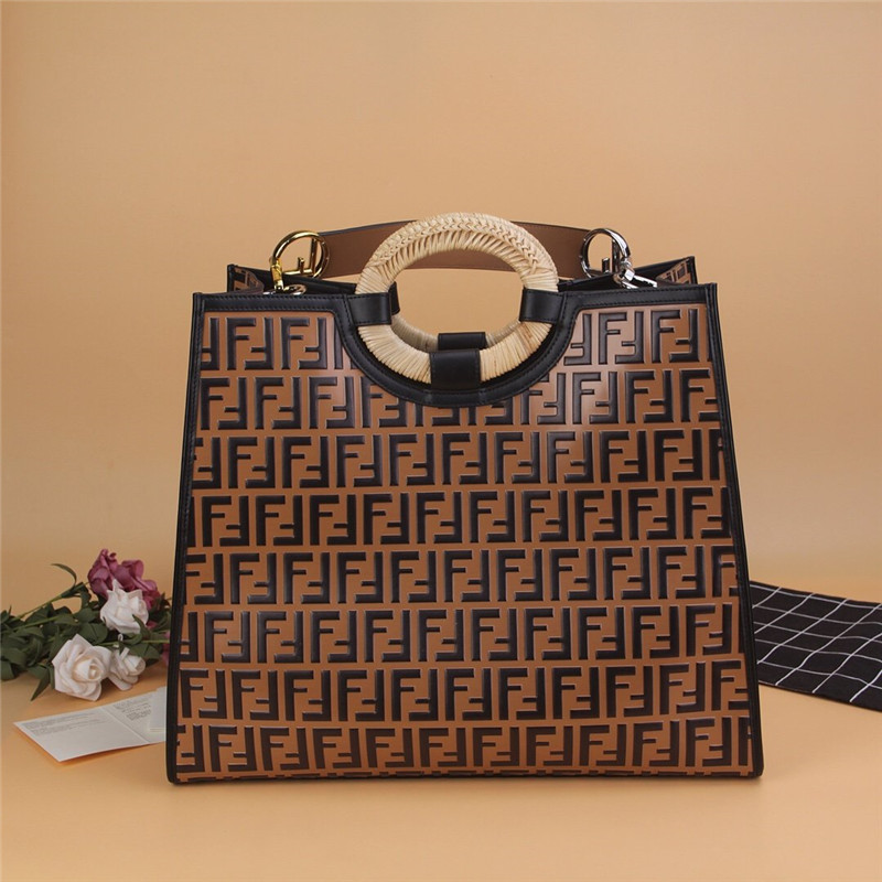 fendi runaway shopping bag brown - Image 2