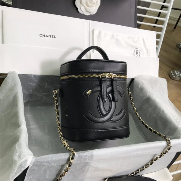 CHANEL Vanity case