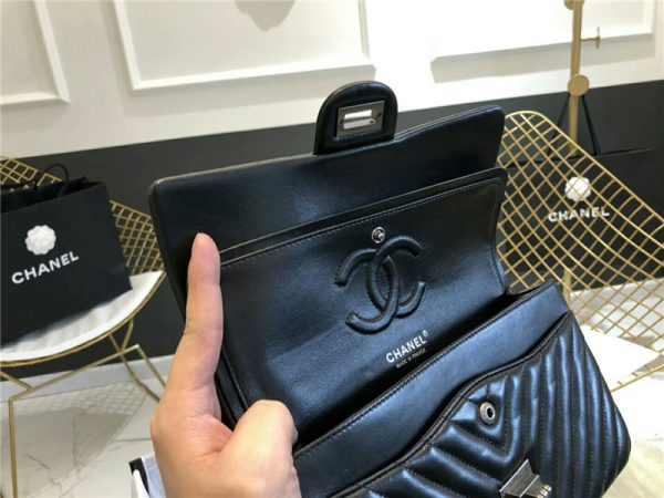 Chanel Women Shoulder Bag 25cm - Image 9