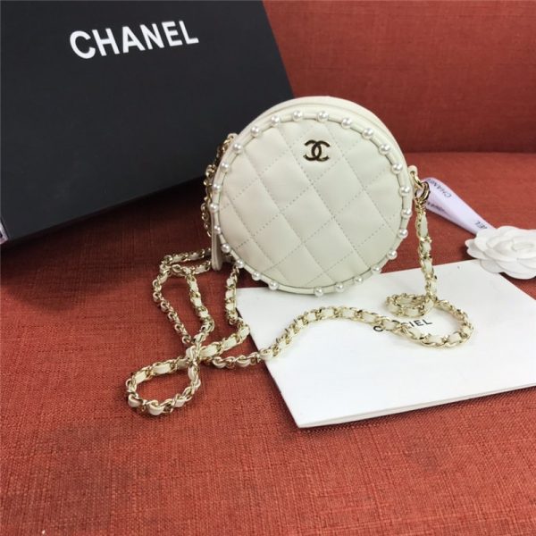 Chane chain pouch