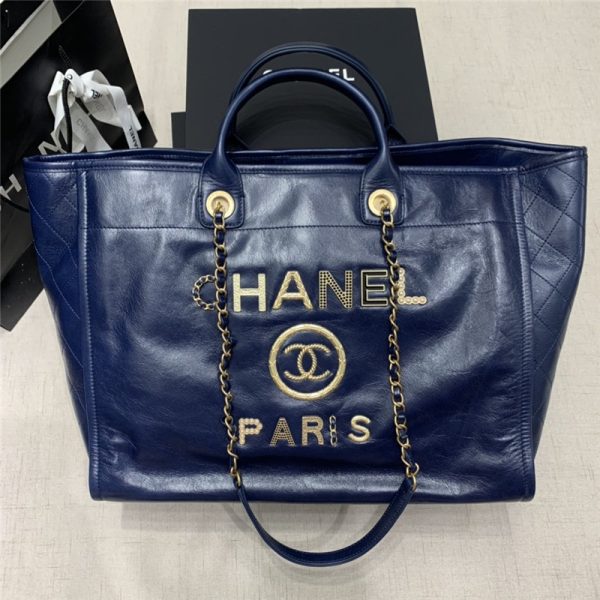Chanel shopping bag
