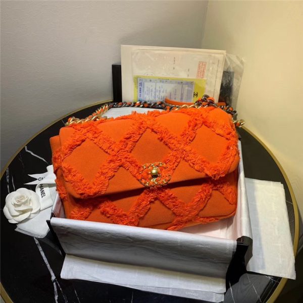 chanel 19 bag