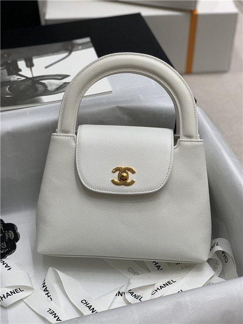 chanel vintage bag