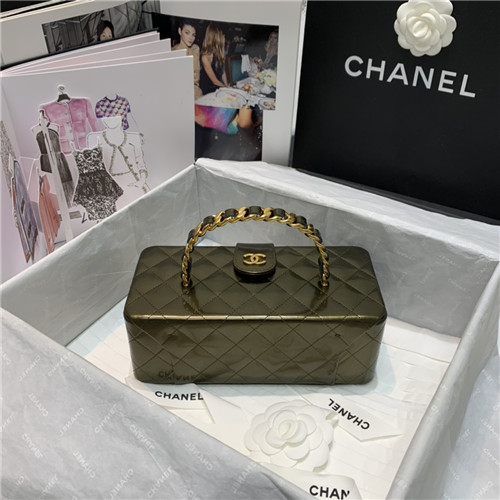 chanel vintage cosmetic bag