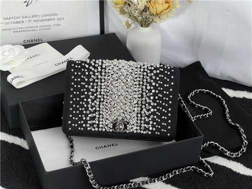 chanel woc tweed diamond bag