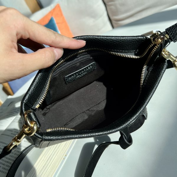 Marc Jacobs New Pure Original Half-Circle Messenger Bag Leather Shoulder Strap Adjustable Dust Bag Black - Image 8