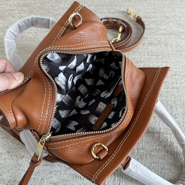 Marc Jacobs Tote Cross-Body Bag Pebbled Top Cowhide Leather Ultra-Soft And Delicate Dust Bag Brown - Image 7