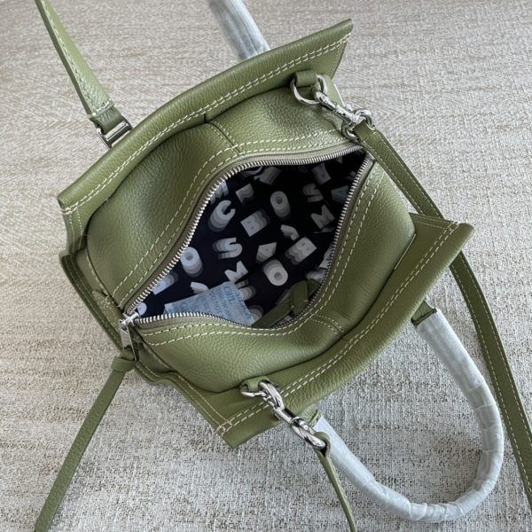 Marc Jacobs Tote Cross-Body Bag Pebbled Top Cowhide Leather Ultra-Soft And Delicate Dust Bag Green - Image 7