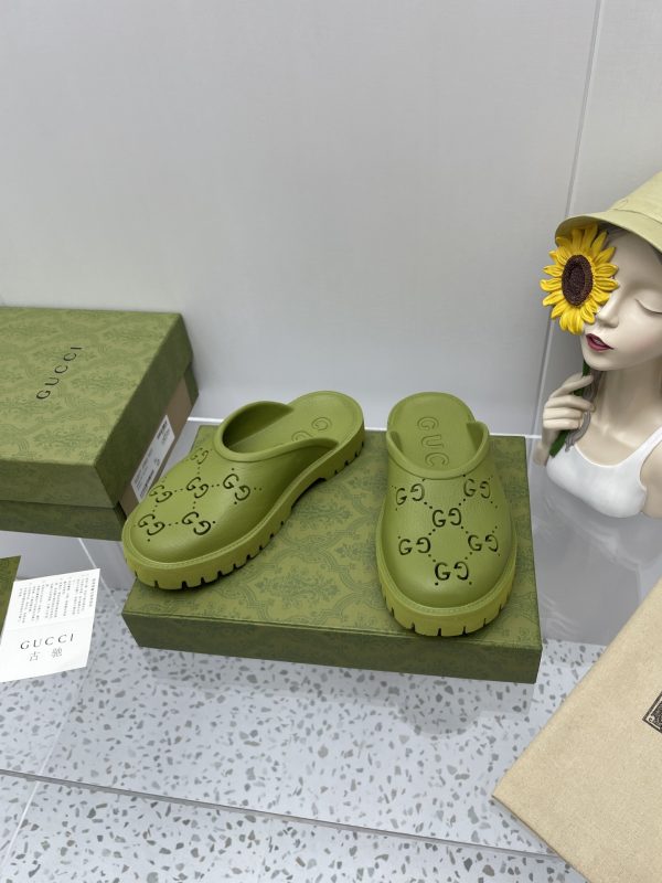 Gucci GG Slides Cave Slippers are versatile couple slippers green - Image 3