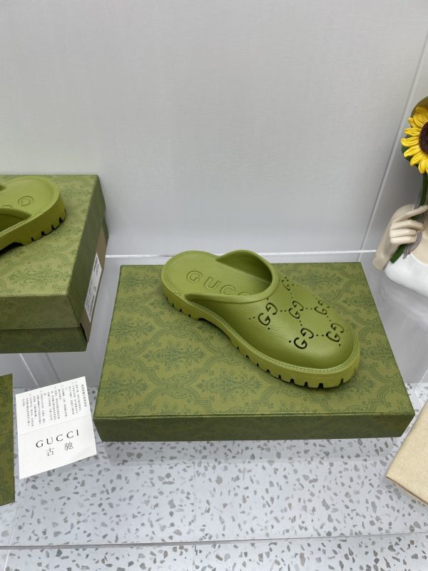 Gucci GG Slides Cave Slippers are versatile couple slippers green - Image 7