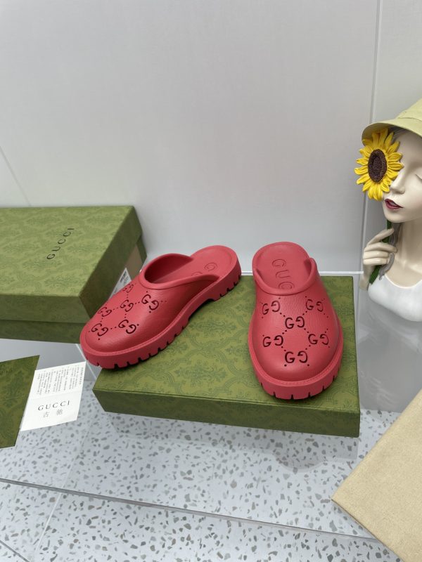 Gucci GG Slides Cave Slippers are versatile couple slippers red - Image 3