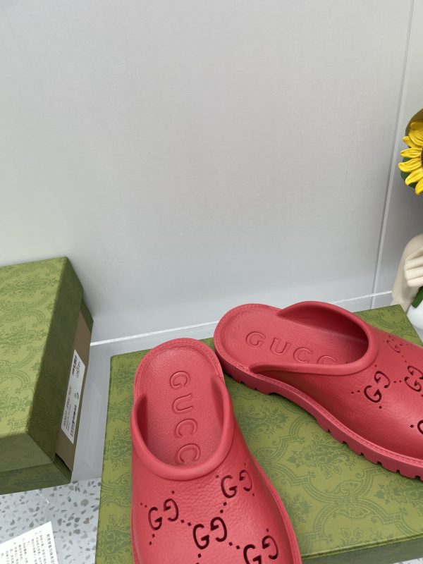 Gucci GG Slides Cave Slippers are versatile couple slippers red - Image 6